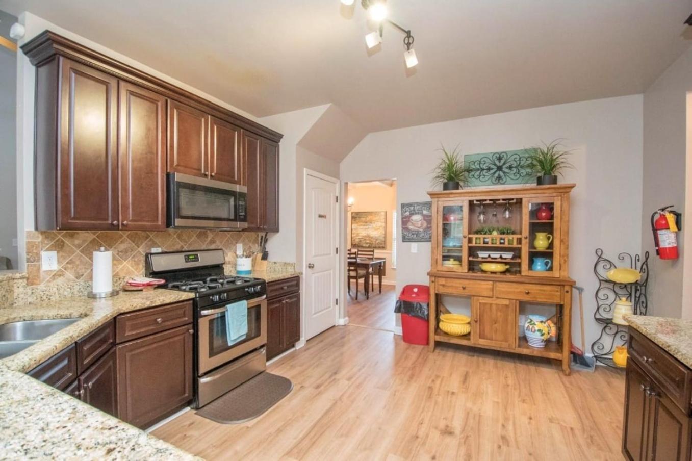 New 5 Star Luxury Home Sleeps 22 Near Airport Union City Exterior photo
