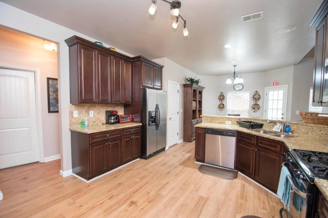 New 5 Star Luxury Home Sleeps 22 Near Airport Union City Exterior photo